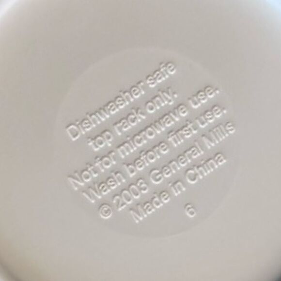 2003 General Mills Looney Tunes Back in Action Hard Plastic Cup - Picture 5 of 7